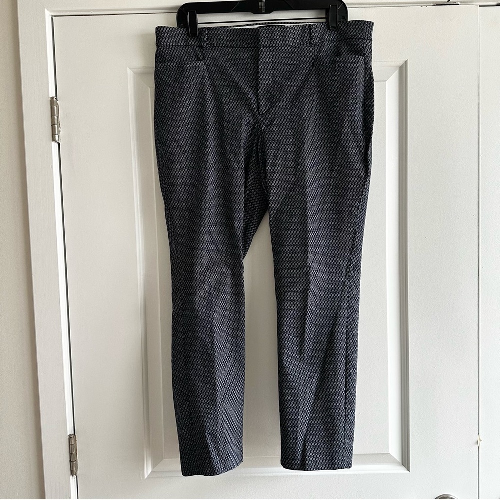 Banana Republic Sloan Navy Blue and White Patterned Pull-On Dress Pants